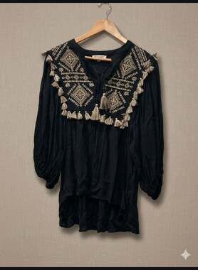 Lisa Robertson Black Embroidered Tassel Boho Top Size M
